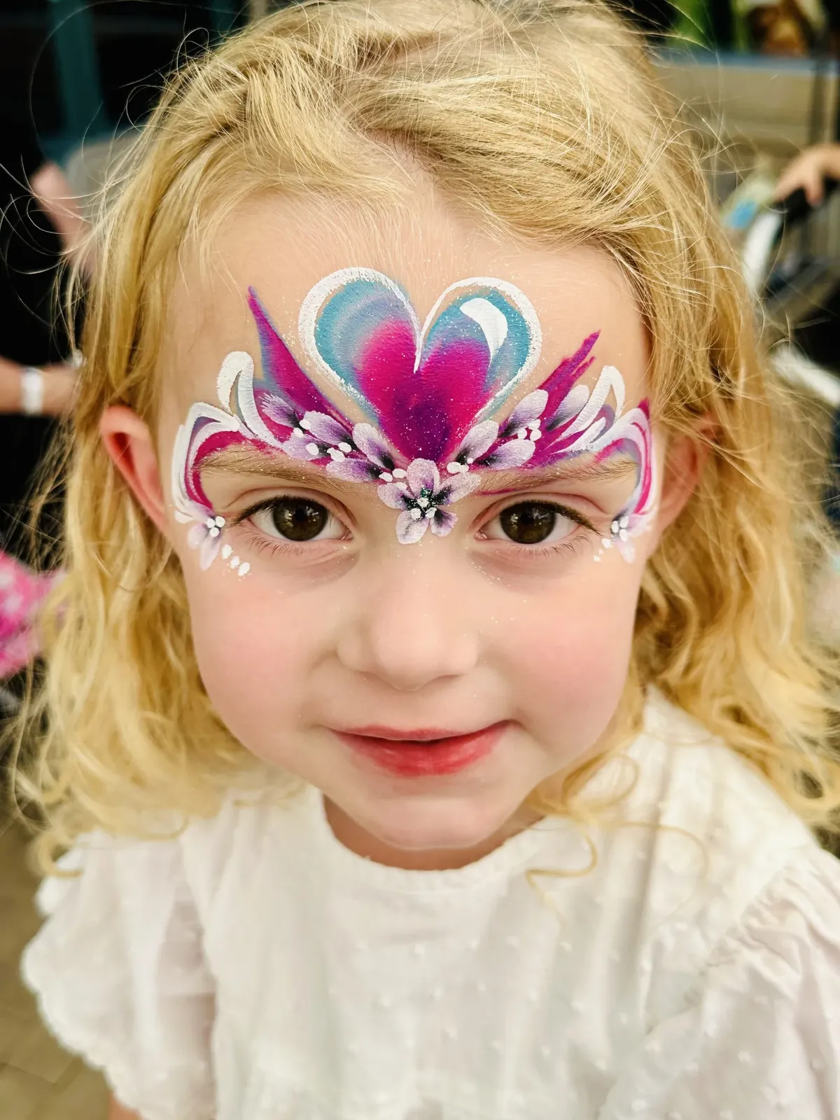 Foto del portafolio de Colory Faces con diseño de pinta caritas.
